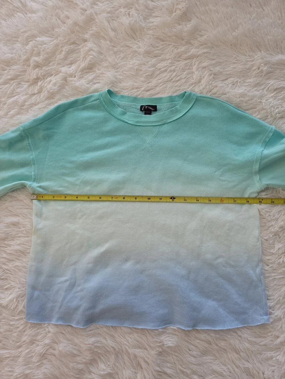 Art Class Ombre Aqua White Blue Pullover Lightweight Sweatshirt Girls Size 10/12